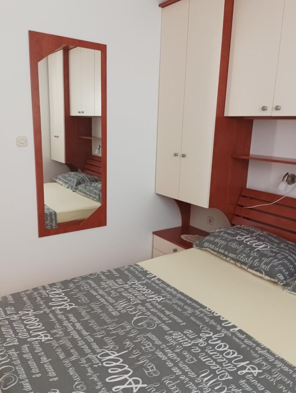 Apartmani Ana 비르 외부 사진